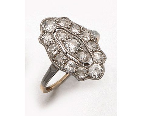 Jugendstil-Marquise-Diamantring Gelbgold, 14 ct., teilw. platiniert. Schauseitig besetzt mit Altschliffdiamanten von zus. ca.