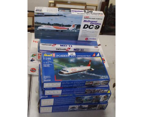 A lot of various model aircraft kits (8) Condition Report:Available upon request