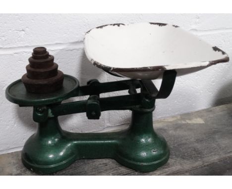 Kitchen scales & weights 