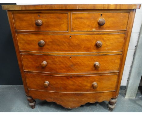 Mahogany bow front chest of drawers 