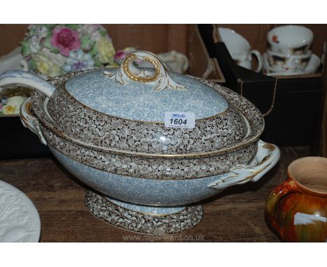 A large 19th c. Royal Worcester Tureen with Asiatic Pheasant ladle, (a/f).