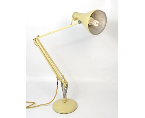 A vintage cream anglepoise table lamp, height 84cm.