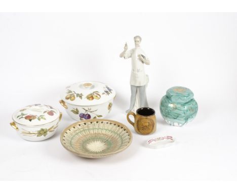 A quantity of Royal Worcester 'Evesham Vale' tableware, including flan dishes and large casserole dishes and covers, together