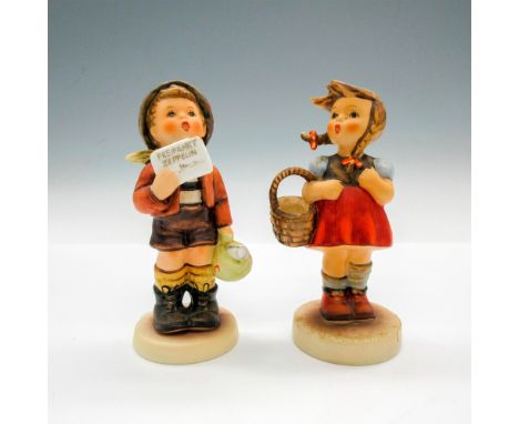 Matte finished over soft coloration figural of market girl (96) and paper boy (Free Flight, first issue 569). Hummel impresse