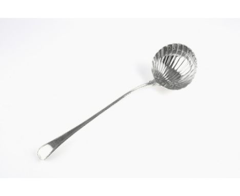 AN EARLY GEORGE III SILVER OLD ENGLISH PATTERN SOUP LADLE, with feather edge border and scalloped bowl, by John Lampfert, Lon