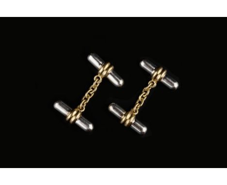 A PAIR OF 18CT GOLD CUFFLINKS, each comprising two baton-shaped panels of bi-colour design, with chain-link fittings between,