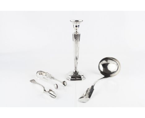 A PAIR OF MID 19TH CENTURY AMERICAN SUGAR TONGS, with scalloped ends by Platt & Brothers, 17cm long; an American fiddle patte