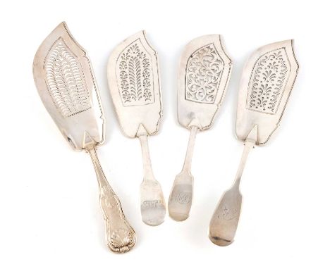A small collection of silver fish slices,comprising: a King's pattern one by Robert Peppin, London 1821, one by William Eaton