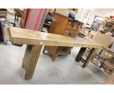 Large 19th century Heavy Rustic French Carpenters / Work Bench Pine with integrated vice