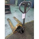 Manual Pallet Jack
