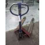 Manual Pallet Jack