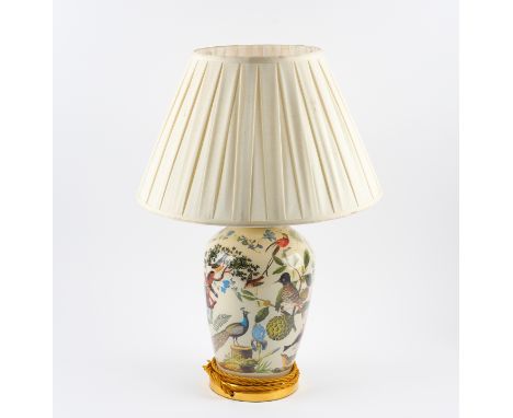A DECALCOMANIA BALUSTER TABLE LAMPModern 
Decorated with various red parrots and other birds, mounted on a giltwood base, 56c