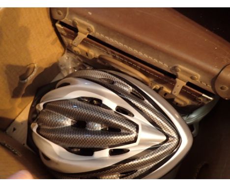 Mixed items including cased projector 