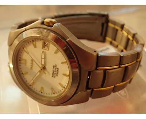 Pulsar Kinetic titanium 100M wristwatch