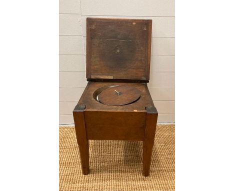 An antique oak commode with ceramic insert  (H47cm W43cm D42cm)