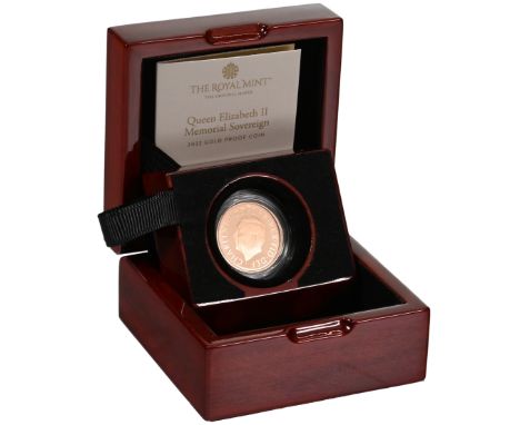 2022 Queen Elizabeth II Memorial gold proof Sovereign from The Royal Mint in original box. Obverse: first definitive coin por