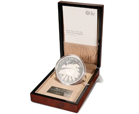 2019 Year of the Pig silver proof 1kg coin from The Royal Mint's Chinese New Year Lunar collection. Obverse: fifth UK coin po