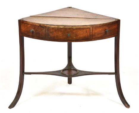 A George&nbsp;III mahogany folding towel horse, c1800, on pad feet, 100cm h x 61cm l (unopened) and a George III corner washs