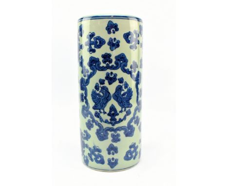 A 20th century Chinese blue and white ceramic sleeve vase. The cylindrical vase decorated with birds and ribbons knots throug