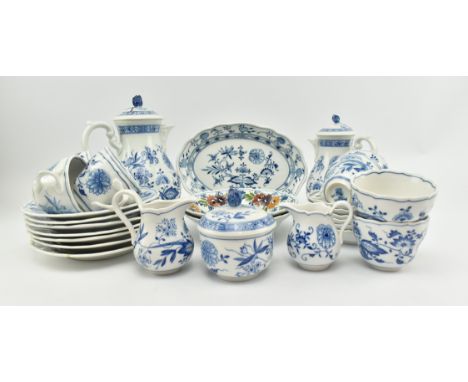 Hutschenreuther &amp; Meissen - a vintage ceramic blue and white ‘Blue Onion’ pattern porcelain part tea service. The lot to 
