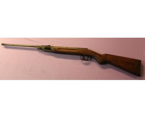 Vintage Diana Model 22 .177 break barrel air rifle.Overall length 92cm 