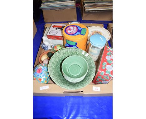 BOX CONTAINING CERAMIC WARES, GLAZED BOWLS, BUNNIKINS PLATE ETC