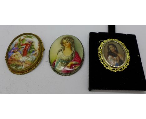 An 18ct gold mounted portrait pendant/brooch and two other brooches