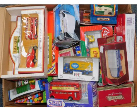 Models of Yesteryear Cararama and Matchbox die cast models of vans, vintage lorries, buses and trucks, some sets, boxed, (qty