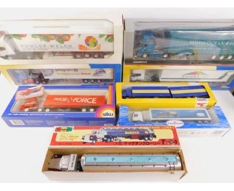 Cararama Collectable Hauliers die cast models, scale 1:50, and six further heavy haulage models, boxed, (8).