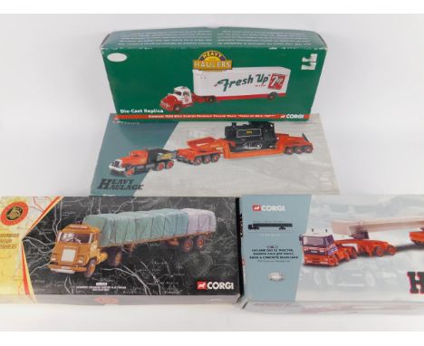 A Corgi die cast model of a Diamond T620 with skirted Fruehauf trailer truck, Fresh Up With 7 Up, US52913, scale 1:50, limite