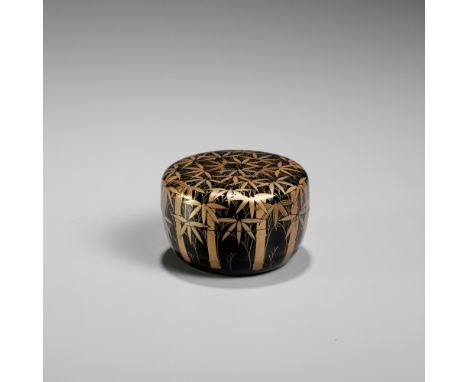 A BLACK AND GOLD LACQUER NATSUME (TEA CADDY) WITH BAMBOOJapan, Showa period (1926-1989)The glossy roiro ground decorated in g
