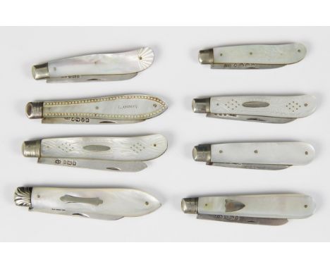 A Victorian silver and mother of pearl fruit knife, Thomas Marples, Sheffield 1867, the shaped handle with beaded border, 13c