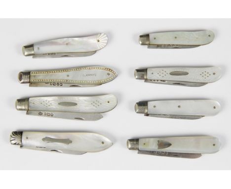 A Victorian silver and mother of pearl fruit knife, Thomas Marples, Sheffield 1867, the shaped handle with beaded border, 13c