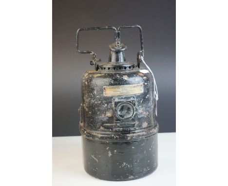 Railway Warning Lamp with brass plaque ' Lamp Manufacturing &amp; Railway Supplies Ltd, London ... ' and marked with 22/5, 19