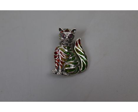 Silver enamelled ruby eyed cat brooch/pendant 