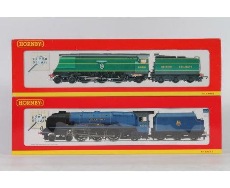 Hornby OO gauge model railways R3111 Princess Coronation Class 4-6-2 City of Edinburgh tender locomotive 46241 BR blue, DCC R