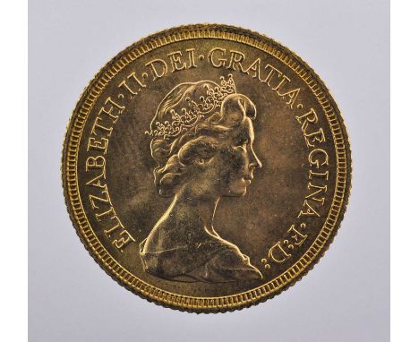 3 x Elizabeth II, Sovereigns 1976, obv. Machin portrait of the Queen, rev. Pistrucci, AEF.