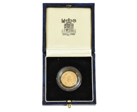 Elizabeth II, Proof Half Sovereign 1989, '500th Anniversary of the First Gold Sovereign 1489-1989', obv. the Queen crowned an