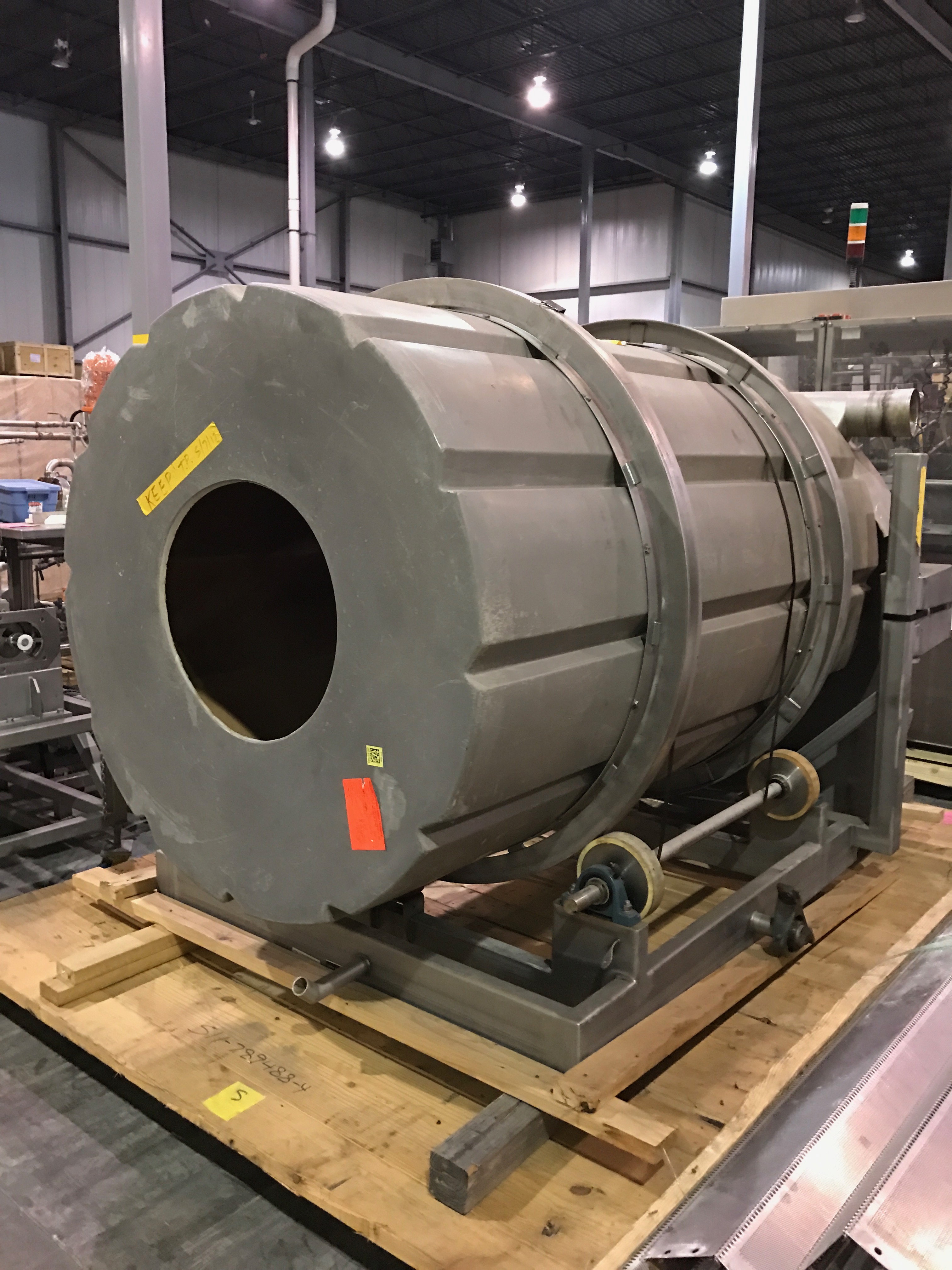 Plastic Drum Rotary Coating Drum with Spray Nozzle