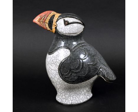 JENNIE HALE - LARGE RAKU PUFFIN. (d) A large ruku and glazed model of a Puffin, signed to the base 'Jennie Hale' (33.5cms hig