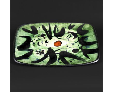 JOHN PIPER (1903-1992) - A LARGE POTTERY DISH, 1974. (d) Of rectangular form, the glazed pottery dish with an abstract design