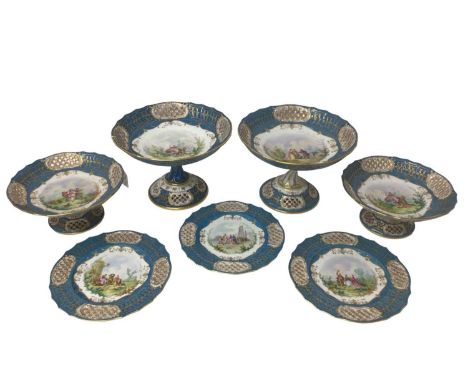 Continental Pirkenhammer porcelain dessert service, comprising 14 dishes, two smaller comports and two larger, decorated with