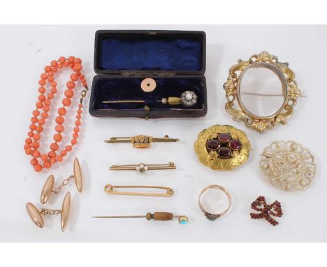 Group of antique jewellery to include a coral bead necklace, Victorian pearl and diamond cluster stick pin, gold cufflinks, g