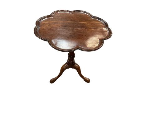 Antique tilt-top wine table with shaped pie crust tilt-top, raised on tripod cabriole base, 44cm diameter x. 54cm high