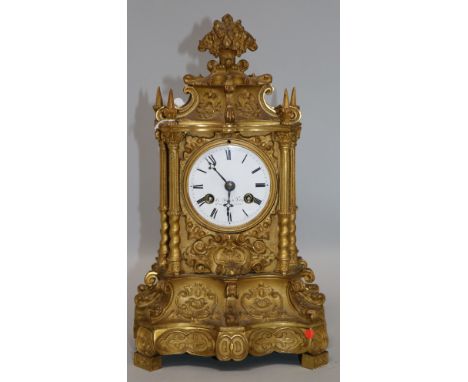 Le Roy et Fils of Paris. A mid 19th century French cast ormolu eight day mantel clock