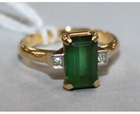 An 18ct gold and platinum, green tourmaline and diamond ring, size M.