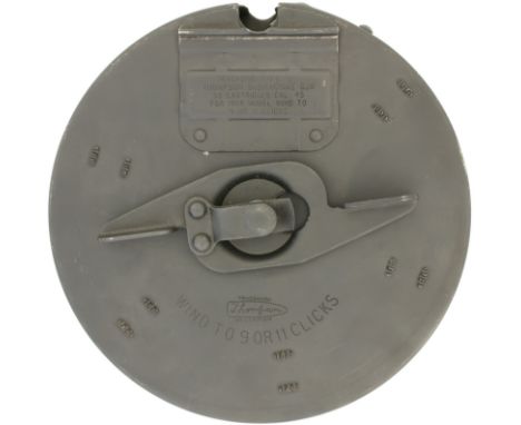  Brüniertes aus Stahlblech gefertigtes Trommelmagazin für 50 Patronen. Hersteller Auto-Ordnance Corp., New York. #ohne Zustan