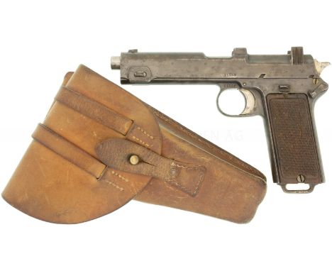 LL 128mm, TL 220mm, brünierte Ganzstahlwaffe mit SA-Abzug und aussenliegendem Hammer. Brünierung teils berieben und fleckig.