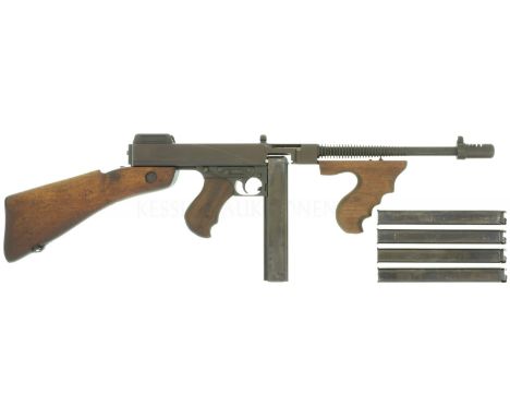  LL 320mm, TL 860mm, hergestellt durch Auto-Ordnance Corporation, Bridgeport, Connecticut, U.S.A. Vollautomat, zweiteiliger V