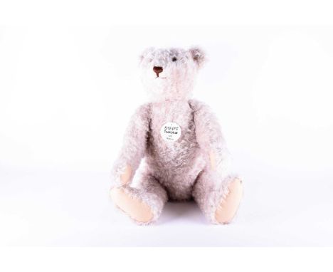A Large Steiff '1921' replica growling bear, produced in a limited edition of 1921 in 2004, with white plush jointed body, wi